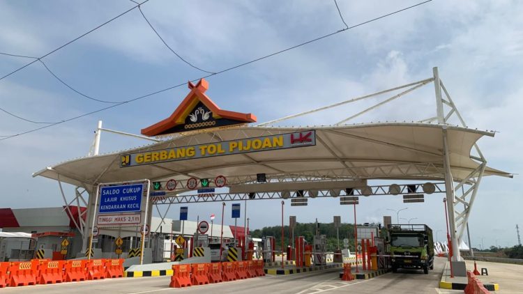 Gerbang Tol Pijoan di ruas Jalan Tol Trans Sumatera. (Dok. Humas HK)