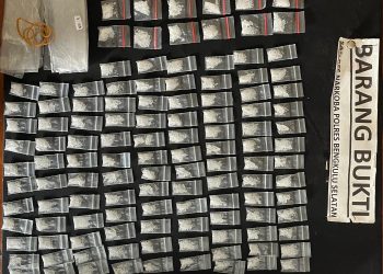 Barang bukti berupa 144 paket narkotika jenis sabu dengan berat kotor sekitar 28,55 gram. (Foto:yola)