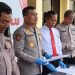 Polresta Bengkulu menunjukkan barang bukti saat konferensi pers pengungkapan empat kasus kriminal di Mapolresta Bengkulu, Senin (6/4/2026), (Dok. Yola)