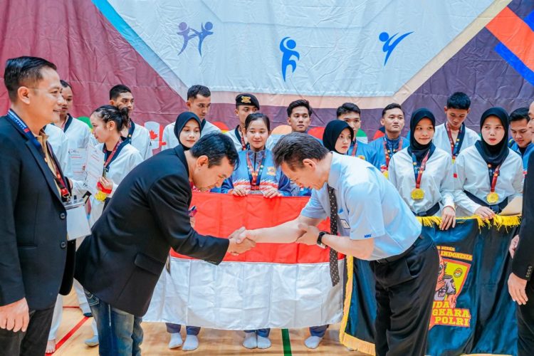 Tim Taekwondo Garbha Presisi Polri berhasil meraih Juara Umum dalam ajang The 22nd WATA Open International Taekwondo Championship 2026 yang berlangsung di Ohama Arena Sakai, Osaka, Minggu (27/4/2026). (Foto:yola)