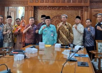 Poto bersama usai Rapat koordinasi Komnas HAM bersama Pemerintah Provinsi Jambi membahas 10 kasus dugaan pelanggaran HAM di wilayah Jambi, (Dok Stepanus)
