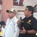 Wakil Ketua KONI Provinsi Jambi Azwan Usman memberikan arahan saat pembukaan Seleksi Provinsi (Selekprov) karate FORKI Jambi di Gedung Judo Kotabaru, Sabtu (25/4/2026). (Dok.Stepanus)