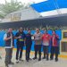 Ketua PWI Kota Jambi bersama pengurus menyerhakan Plakat kepada Ditpolairud Polda Jambi di Mako Ditpolairud, Selasa (14/4/2026) (Dok. Dhea)
