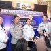 Sejumlah pejabat dari tiga pilar Samsat memberikan keterangan kepada media usai Rapat Koordinasi Pembina Samsat Tahun Anggaran 2026 di Semarang, Jawa Tengah, Selasa (22/4/2026). (Dok. Humas JR Jambi)