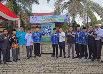 Perwakilan Polda Jambi bersama Bupati Bungo dan unsur Forkopimda berfoto usai peluncuran barcode kotak amal berbasis data terintegrasi di Lapangan Kantor Bupati Bungo, Rabu (29/4/2026). (Dok. Humas)