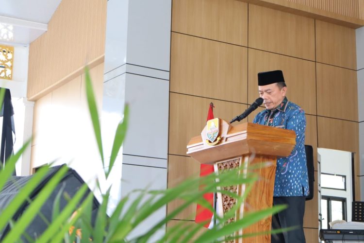 Gubernur Jambi Al Haris menyampaikan sambutan pada peringatan Hari Kartini ke-148 di Pendopo Rumah Dinas Gubernur Jambi, Kamis (30/4/2026). (Dok. Kominfo)
