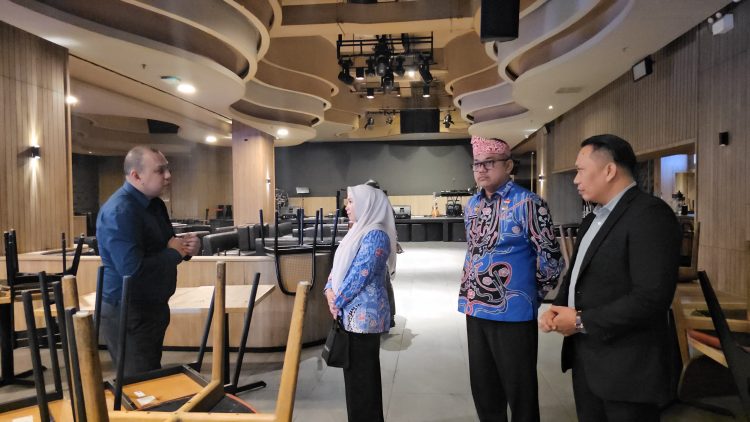 Satpol PP Kota Bengkulu bersama UPTD Perlindungan Perempuan dan Anak (PPA) DPAP3KB turun langsung ke Hotel Mercure Bengkulu, Kamis (7/5/2026). (Foto:ist)