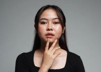 Penyanyi pendatang baru Violinata yang resmi merilis single debut berjudul “Misteri Cinta” (Dok.Seputarmusikindo)