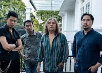 Musisi rock Heri Batara bersama personel (Dok. seputramuskindo)