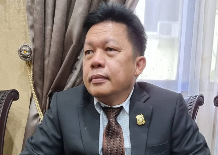 Direktur Eksekutif Lemkapi, Edi Hasibuan. (foto:yola)