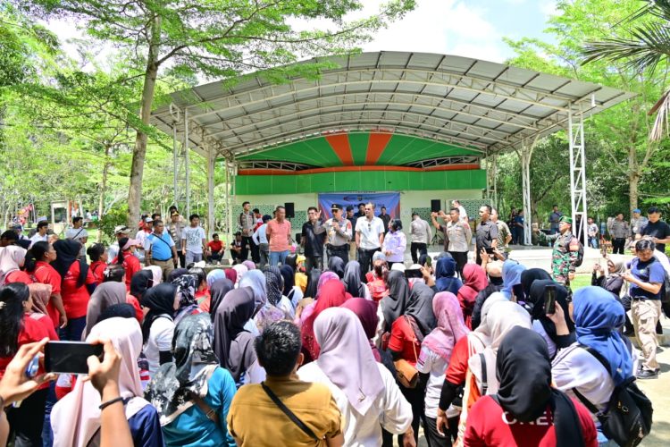Ratusan peserta mengikuti peringatan Hari Buruh Internasional (May Day) 2026 di Hutan Kota Muhammad Sabki, Kota Jambi, Jumat (1/5/2026) (Dok. Nahar)