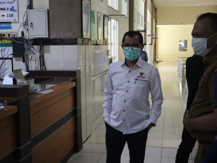 Pimpinan Ombudsman RI, Nuzran Joher, saat melakukan kunjungan ke fasilitas layanan kesehatan di Jambi, Rabu (6/5/2026). (Dok. Redaksi)