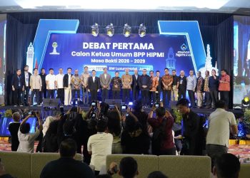 Gubernur Jambi Al Haris menghadiri Debat Pertama Calon Ketua Umum BPP HIPMI masa bakti 2026–2029 dalam rangka Musyawarah Nasional (Munas) HIPMI ke-18 di BW Luxury Hotel, Kota Jambi, Sabtu (9/5/2026). (Dok. Kominfo)