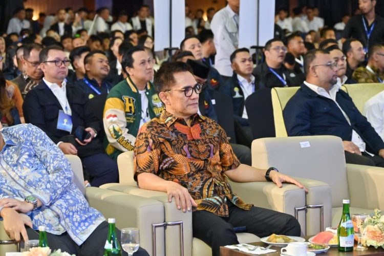 Kapolda Jambi Irjen Pol. Krisno H. Siregar saat menghadiri Debat Perdana Calon Ketua Umum BPP HIPMI masa bakti 2026–2029 di BW Luxury Hotel, Kota Jambi, Sabtu (9/5/2026). (Dok. Redaksi)
