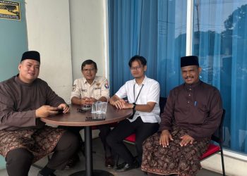 Tim Keasistenan Pencegahan Maladministrasi Ombudsman RI Perwakilan Jambi saat melakukan klarifikasi dan koordinasi dengan pihak MTs Laboratorium Jambi terkait isu dugaan siswa tidak dapat mengikuti ujian akibat tunggakan SPP, Rabu (13/5/2026). (Dok. Redaksi)