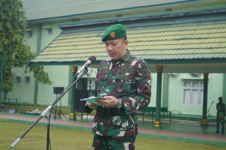 Kasrem 042/Gapu Pimpin Upacara Bendera 17-an, Tekankan Disiplin dan Kepedulian Terhadap Rakyat