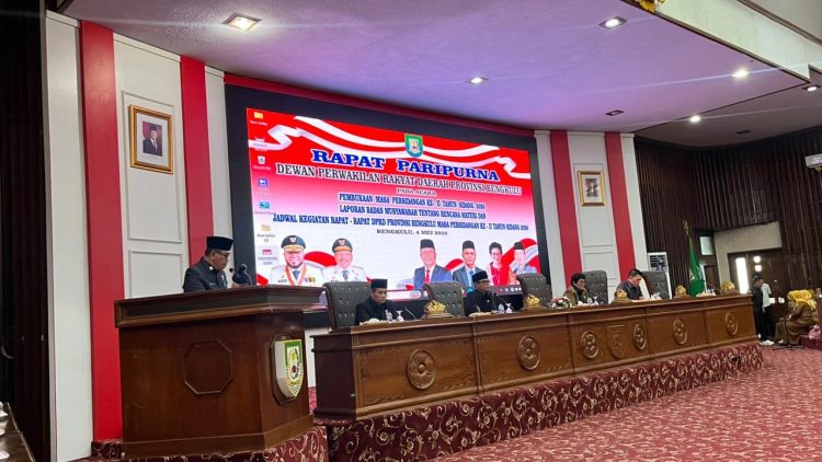 DPRD Provinsi Bengkulu resmi membuka masa persidangan kedua tahun 2026 lewat rapat paripurna, Senin (4/5/2026). (Foto:yola)